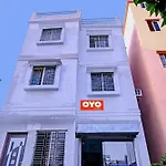 Oyo Flagship Shree Corporate Near Tcs Gitabitan
