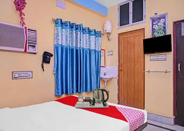 Oyo Flagship Shree Corporate Near Tcs Gitabitan