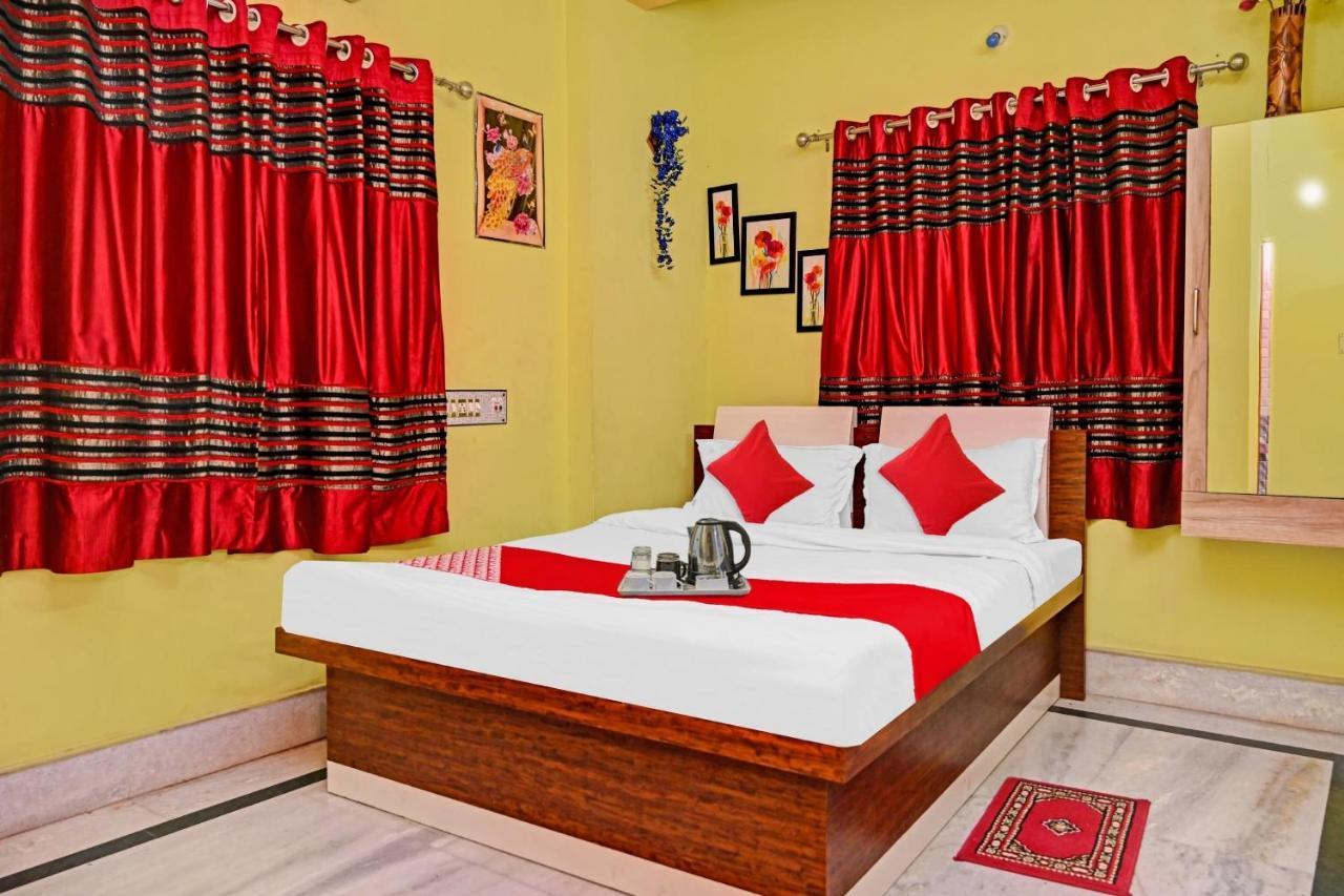 Oyo Flagship Shree Corporate Near Tcs Gitabitan Hotel 3*