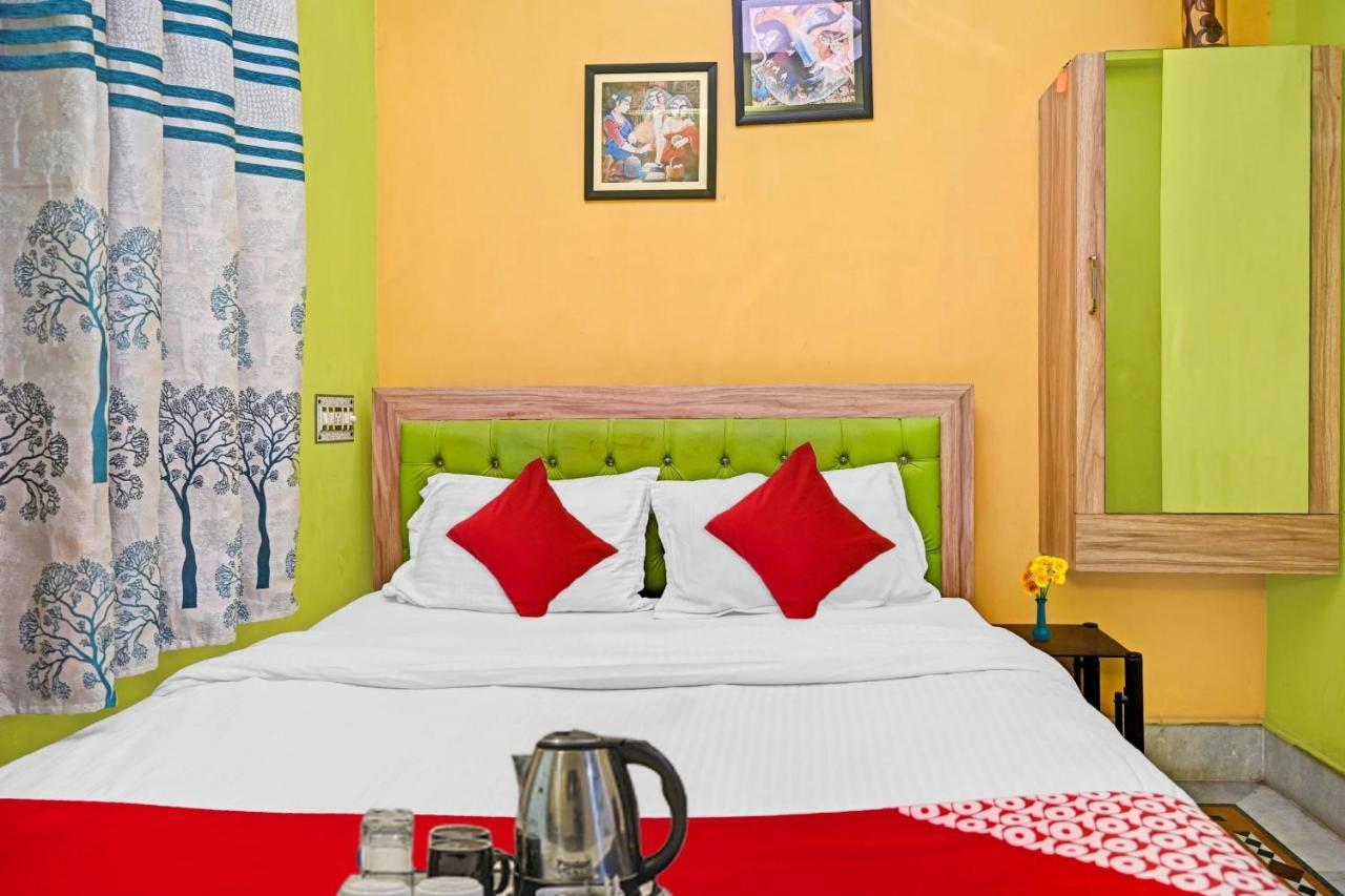 Oyo Flagship Shree Corporate Near Tcs Gitabitan Hotel 3*