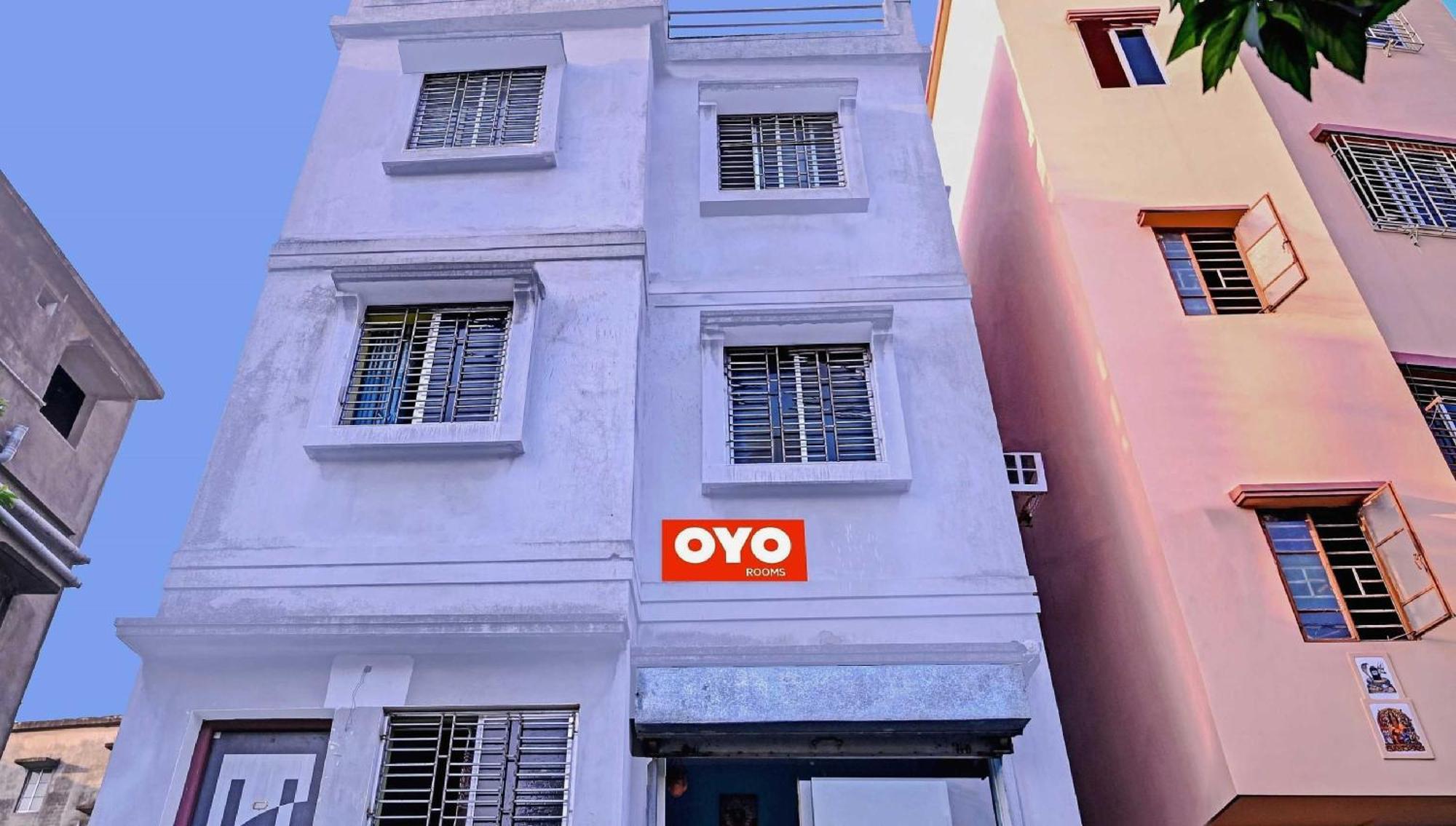 Hotel Oyo Flagship Shree Corporate Near Tcs Gitabitan Kolkata